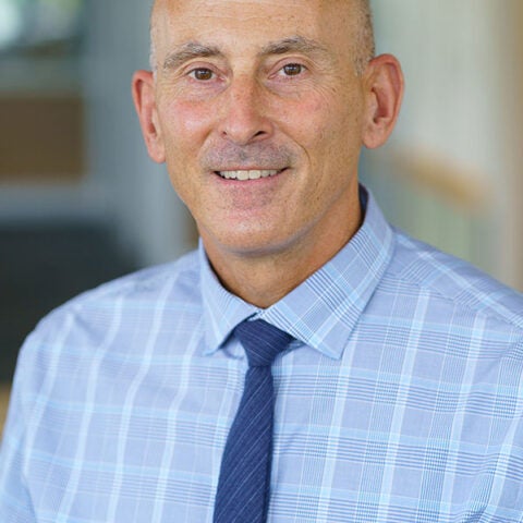 240929_Headshots-Ken-Lawson2x3