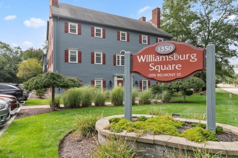 Brockton, Williamsburg Square Office Park